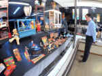 昭和彩る貴重な品々展示 伯耆古代の丘公園 おもちゃや日用品300点