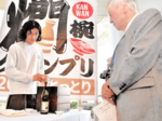 燗腕前、好相性の料理審査 米子で「燗椀グランプリ」