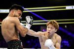 井上尚弥、8回TKOで統一王座防衛
