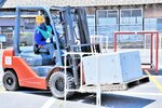 フォークリフト技能と知識競う 鳥取で県大会