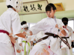12歳女子が極真空手の黒帯取得 米子の荒木さん「目標は世界大会優勝」