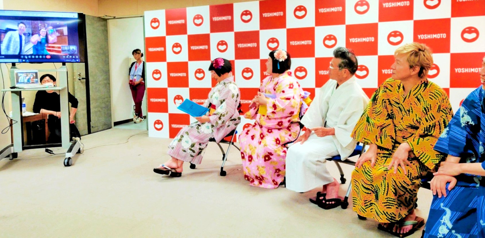 Department stores push <em>yukata</em> as online pandemic party