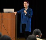 「安心して弱者になれる社会に」 用瀬、上野千鶴子さん講演