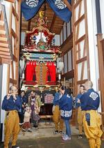 秋の訪れを告げる「高山祭」
