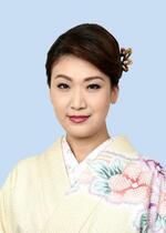 歌手の市川由紀乃さん、活動休止
