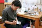 きらびやかな「庄三風」に魅せられ絵付け