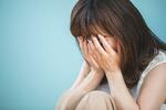 「あなたの年金申請は認められません」うつ病女性の涙