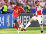 スペインが快勝発進、イタリアも