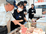 飼育豚肉の販売を体験 倉吉農高生が初実施