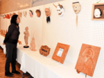 多彩な木彫り一堂に 木の殿堂 姫路「木楽会」作品展